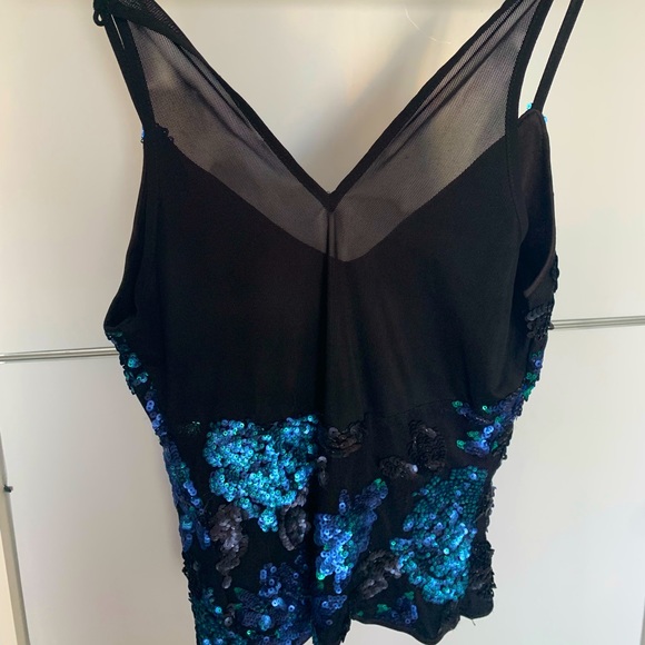 Sequinned tank top - Picture 3 of 3